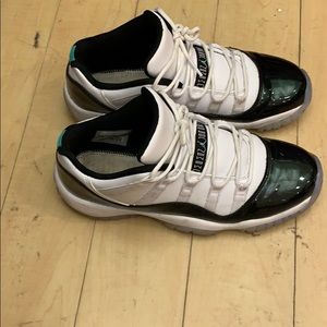 Jordan 11s